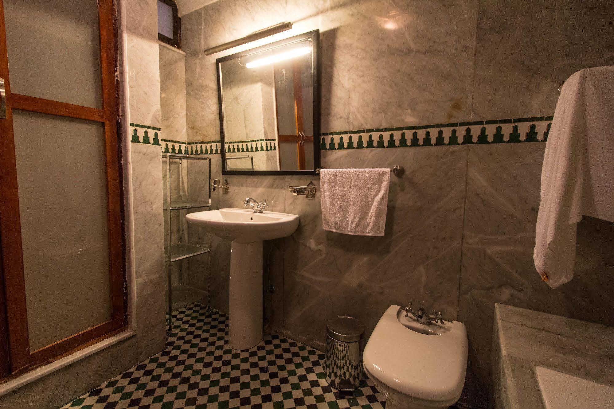 Riad Noujoum Medina Fez Kültér fotó